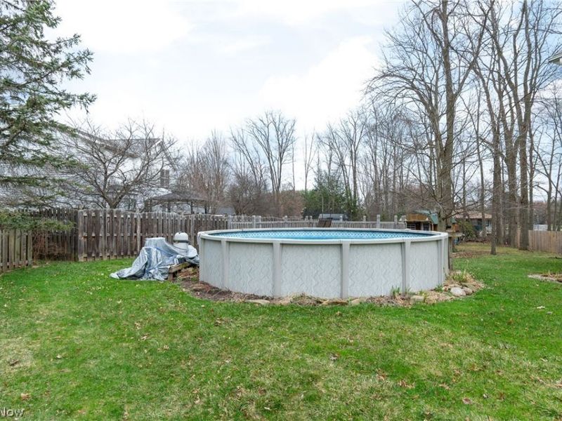 10406 Village Drive, Garrettsville, OH 44231 Photo 27