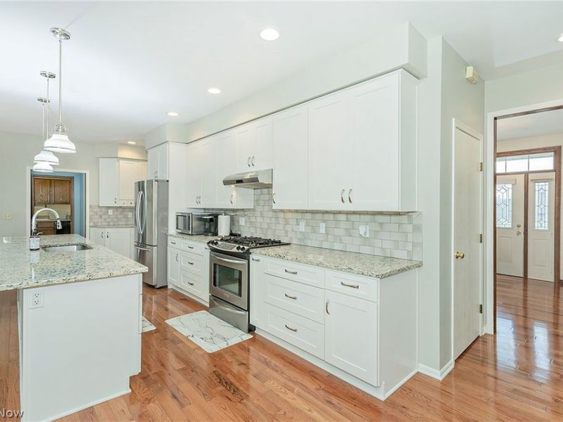 34756 Blue Heron Drive, Solon, OH 44139 Photo 10