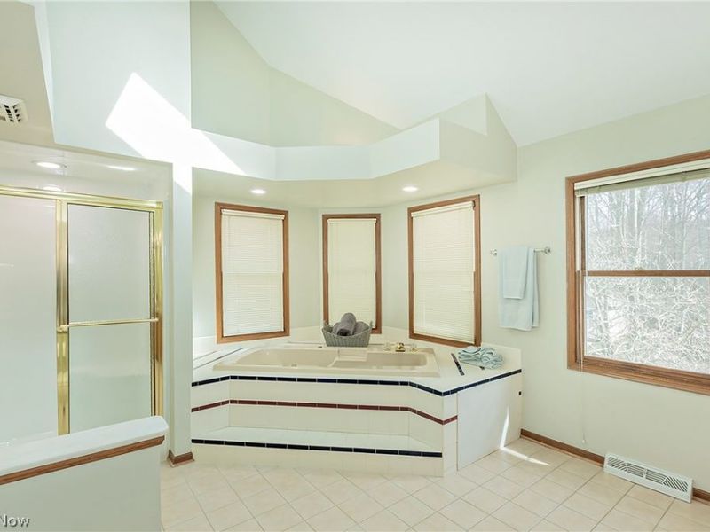 34756 Blue Heron Drive, Solon, OH 44139 Photo 22