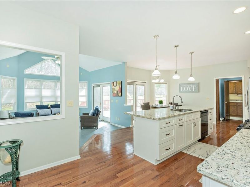 34756 Blue Heron Drive, Solon, OH 44139 Photo 5