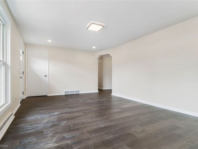 4885 4th Street NW, Canton, OH 44708 Photo 7