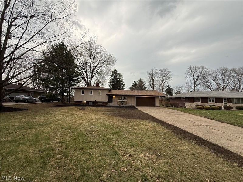 12706 Patricia Drive, North Royalton, OH 44133 Photo 2