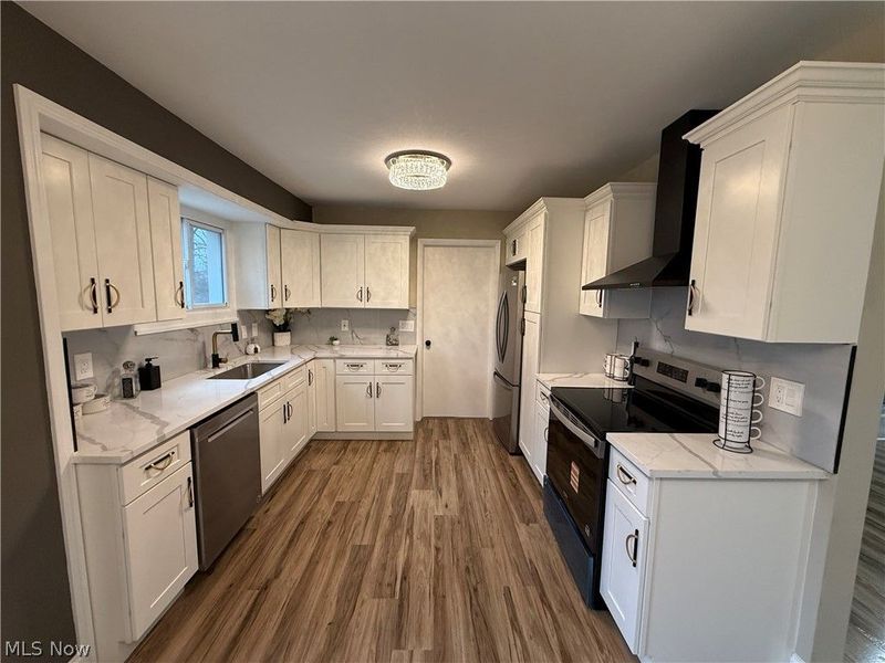 12706 Patricia Drive, North Royalton, OH 44133 Photo 5