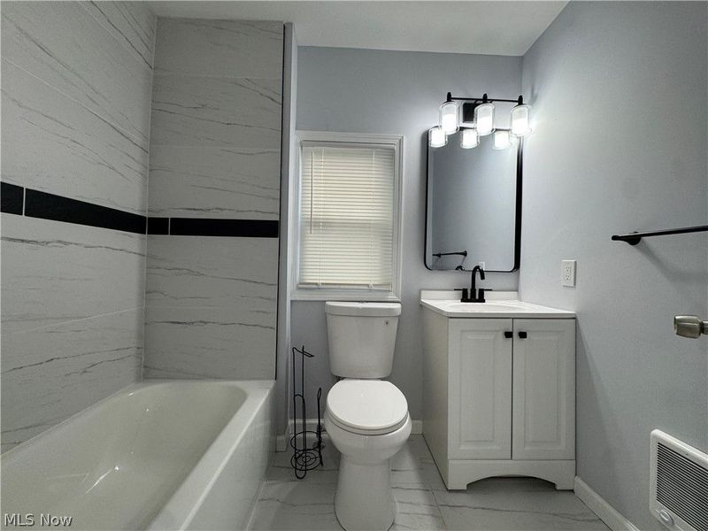 4311 Bucyrus Avenue, Cleveland, OH 44109 Photo 10