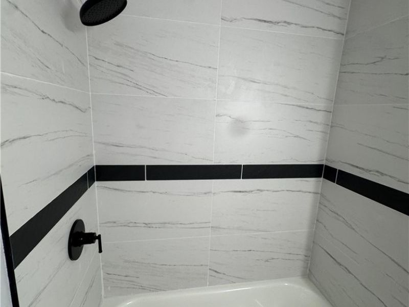 4311 Bucyrus Avenue, Cleveland, OH 44109 Photo 12