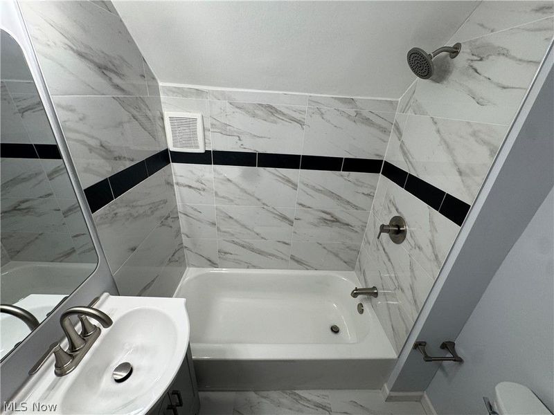 4311 Bucyrus Avenue, Cleveland, OH 44109 Photo 17