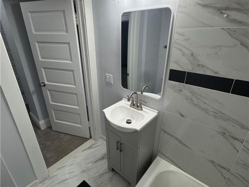 4311 Bucyrus Avenue, Cleveland, OH 44109 Photo 19