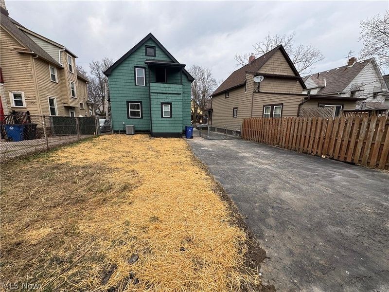 4311 Bucyrus Avenue, Cleveland, OH 44109 Photo 24