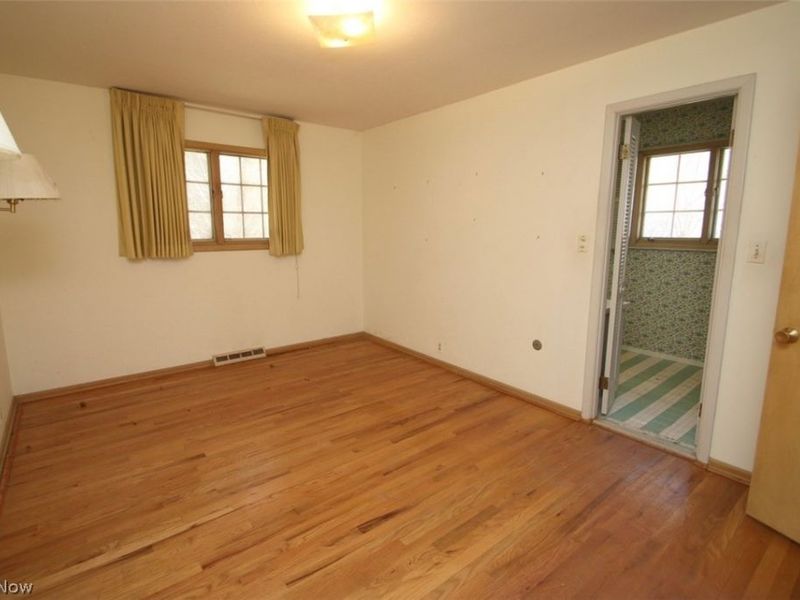 347 Royal Oak Boulevard, Richmond Heights, OH 44143 Photo 18