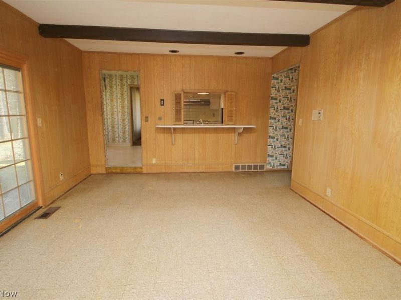 347 Royal Oak Boulevard, Richmond Heights, OH 44143 Photo 4