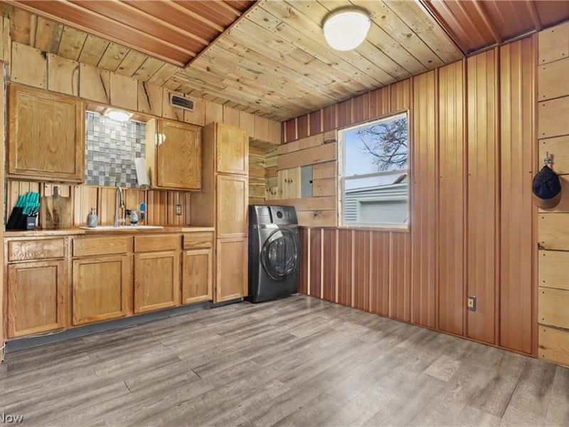 1961 Flint Avenue, Akron, OH 44305 Photo 14