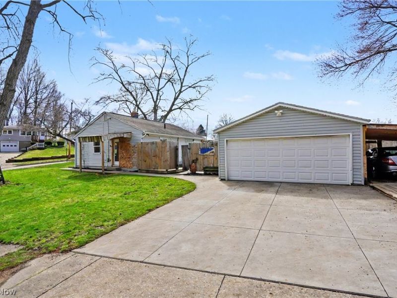 1961 Flint Avenue, Akron, OH 44305 Photo 19