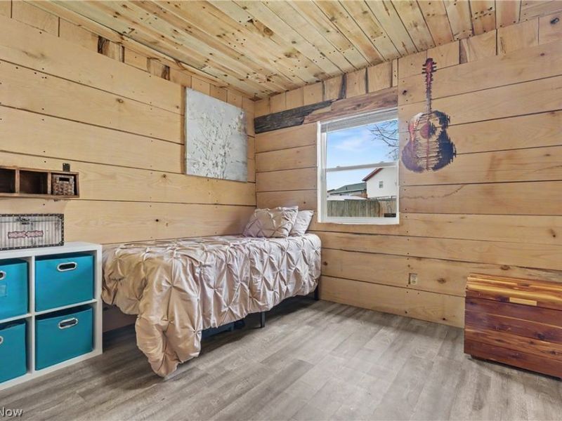 1961 Flint Avenue, Akron, OH 44305 Photo 2