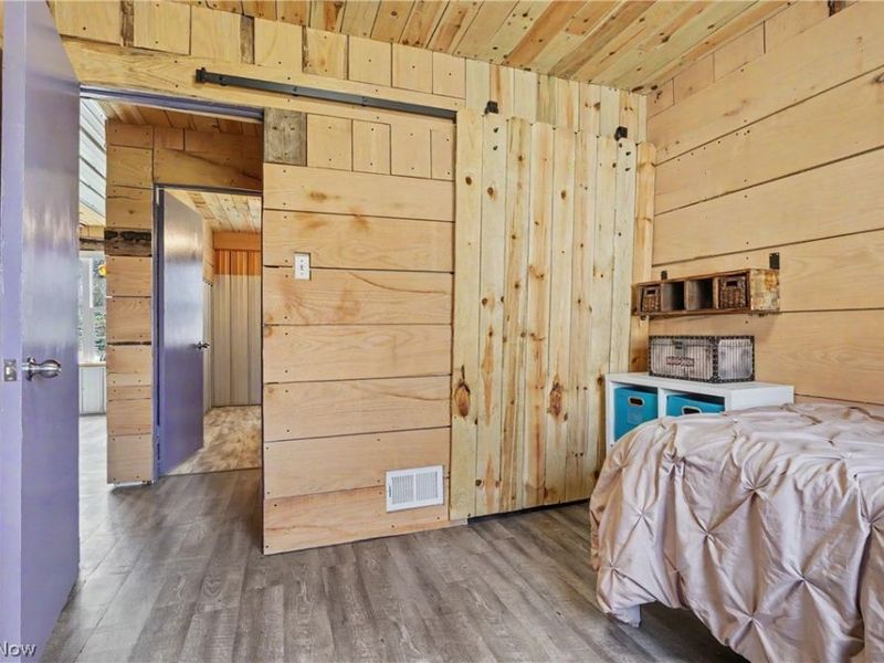 1961 Flint Avenue, Akron, OH 44305 Photo 3