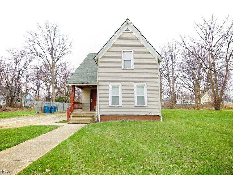 508 W 23rd Street, Lorain, OH 44052 Photo 2