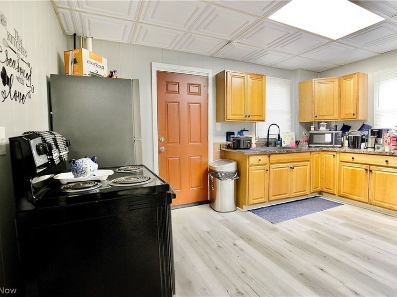 508 W 23rd Street, Lorain, OH 44052 Photo 8