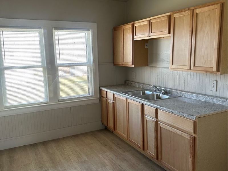 3153 E 102nd Street, Cleveland, OH 44104 Photo 24