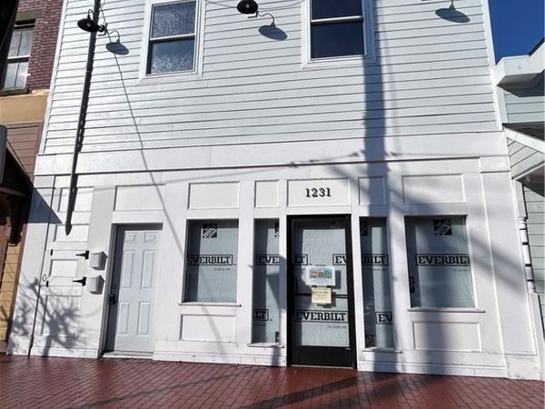 1231 Merchant St , Ambridge, PA 15003