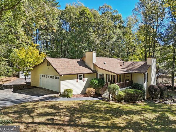 15 Perthshire Drive, Peachtree City, GA 30269