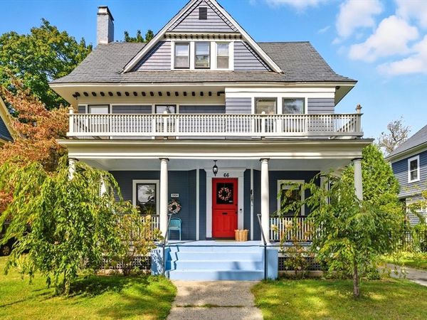 66 Fairfield St, Springfield, MA 01108