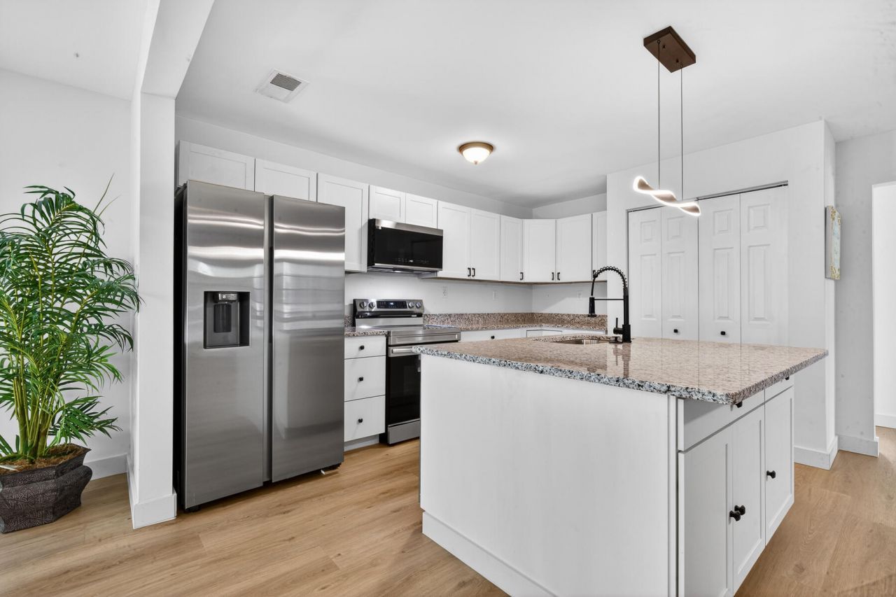 3431 Highmarket Street Photo 26