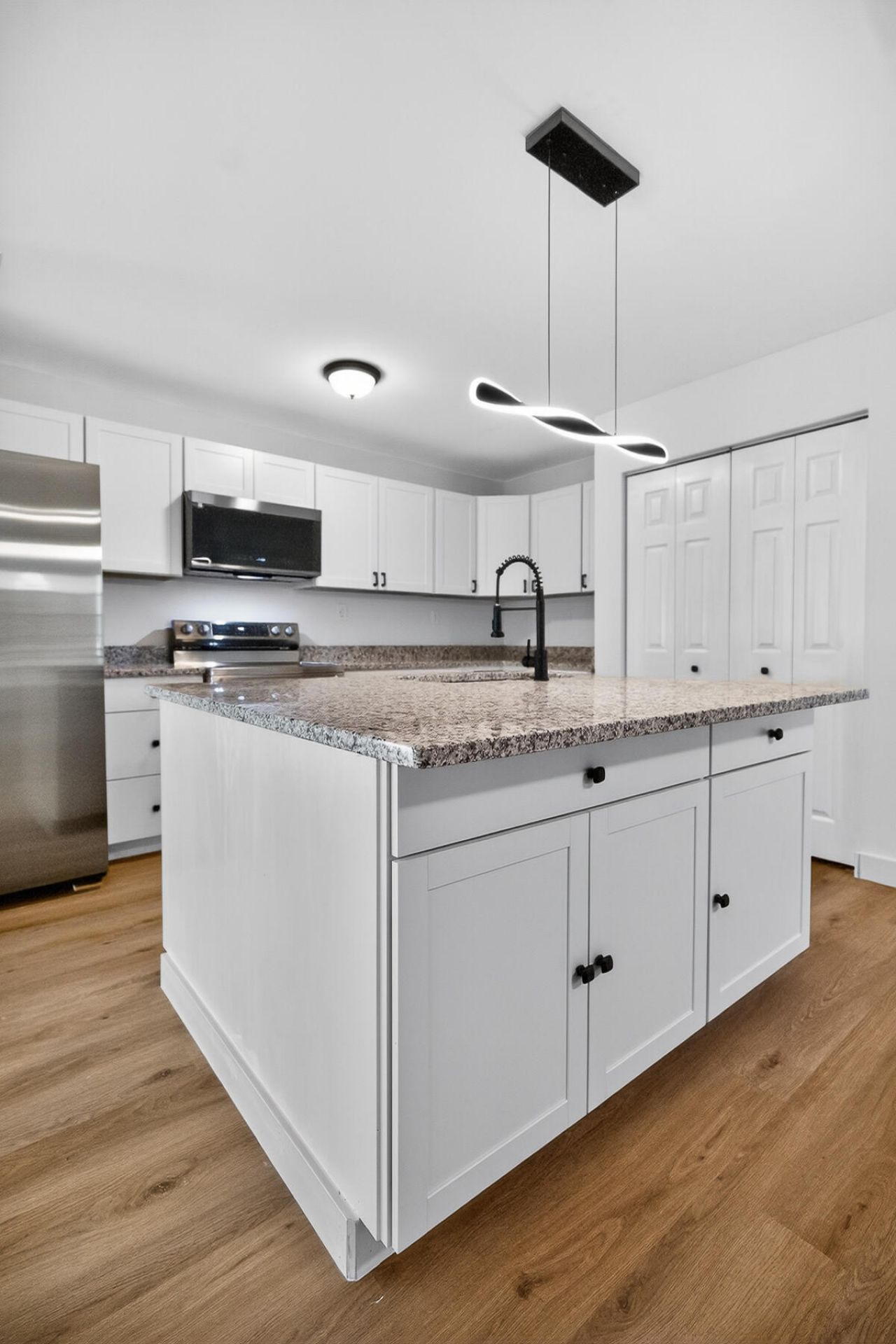 3431 Highmarket Street Photo 29