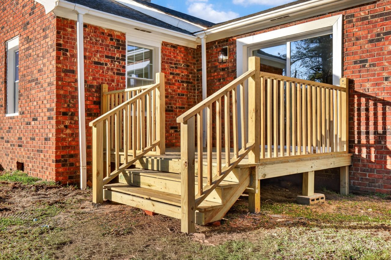 3431 Highmarket Street Photo 55