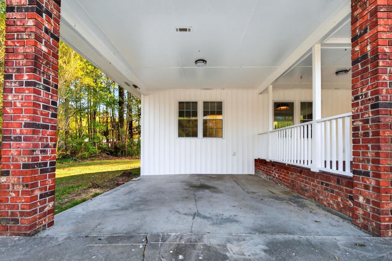 3431 Highmarket Street Photo 6