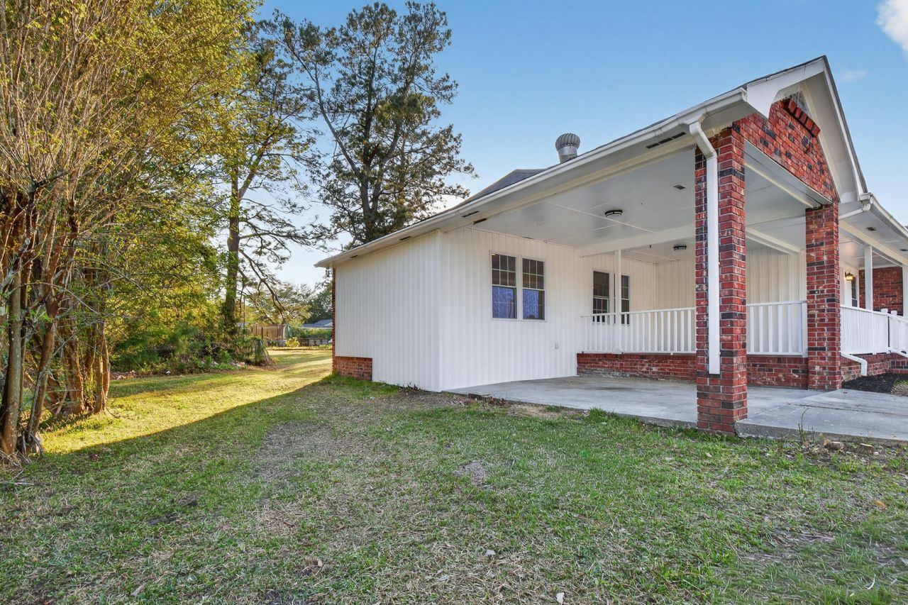 3431 Highmarket Street Photo 8