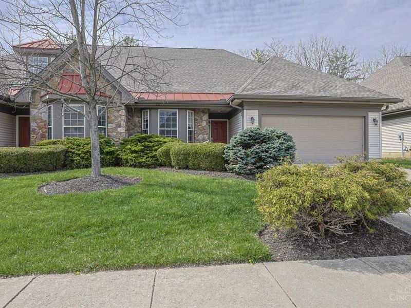 1723 Harmon Drive, Wyoming, OH 45215 Photo 1