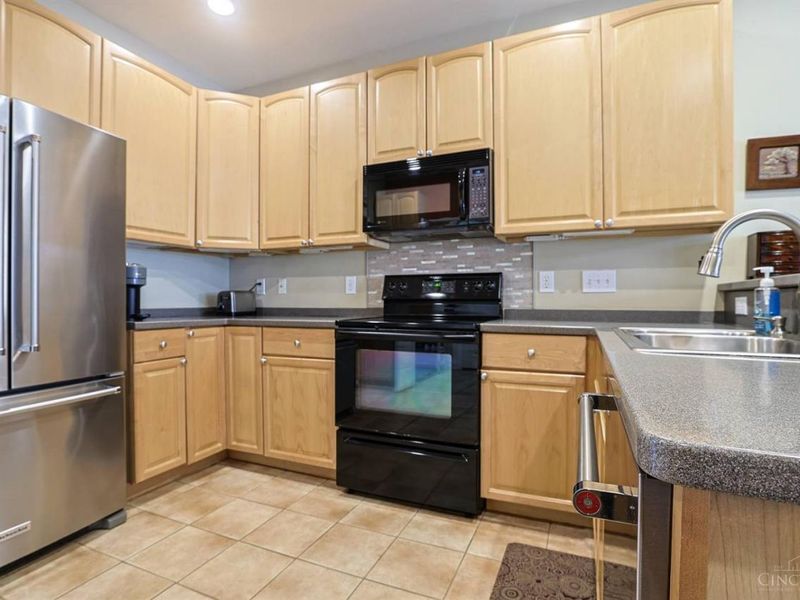 1723 Harmon Drive, Wyoming, OH 45215 Photo 13