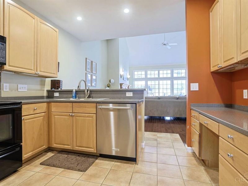 1723 Harmon Drive, Wyoming, OH 45215 Photo 14