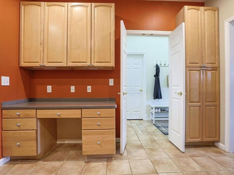 1723 Harmon Drive, Wyoming, OH 45215 Photo 17