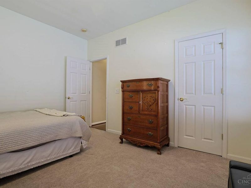 1723 Harmon Drive, Wyoming, OH 45215 Photo 27