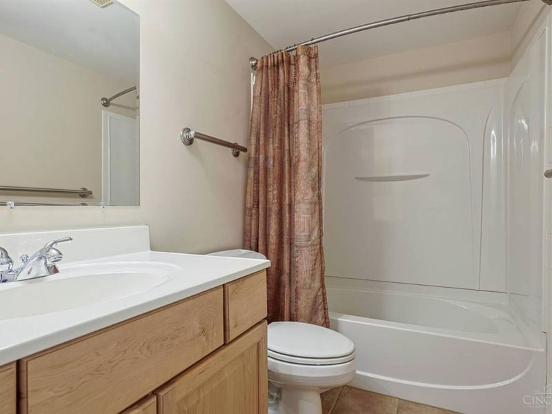 1723 Harmon Drive, Wyoming, OH 45215 Photo 37