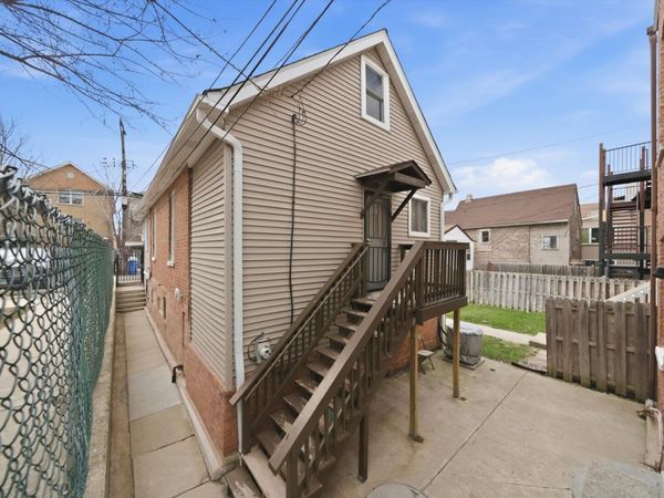 2125 W 18th Place, Unit 5, Chicago, IL 60608