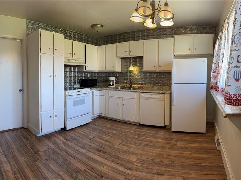 232 Parkland Boulevard, Vermilion, OH 44089 Photo 6