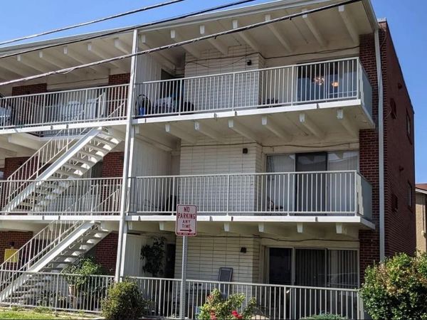 4155 E Iowa Avenue E, Unit 303, Denver, CO 80222