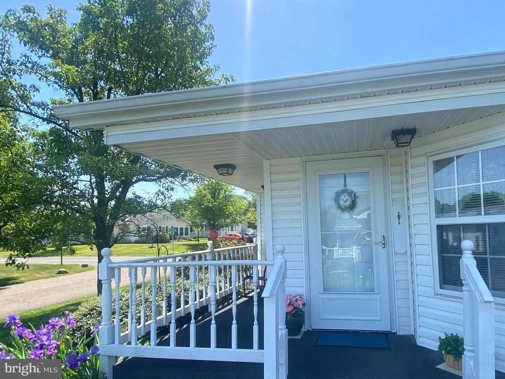 449 GROUSE COURT W, NEW HOPE, PA 18938
