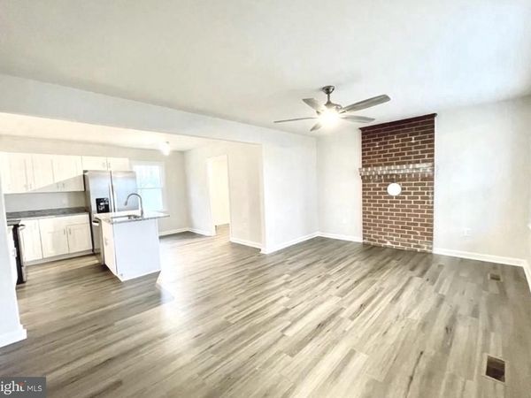 2010 LAKE RD, LOTTSBURG, VA 22511