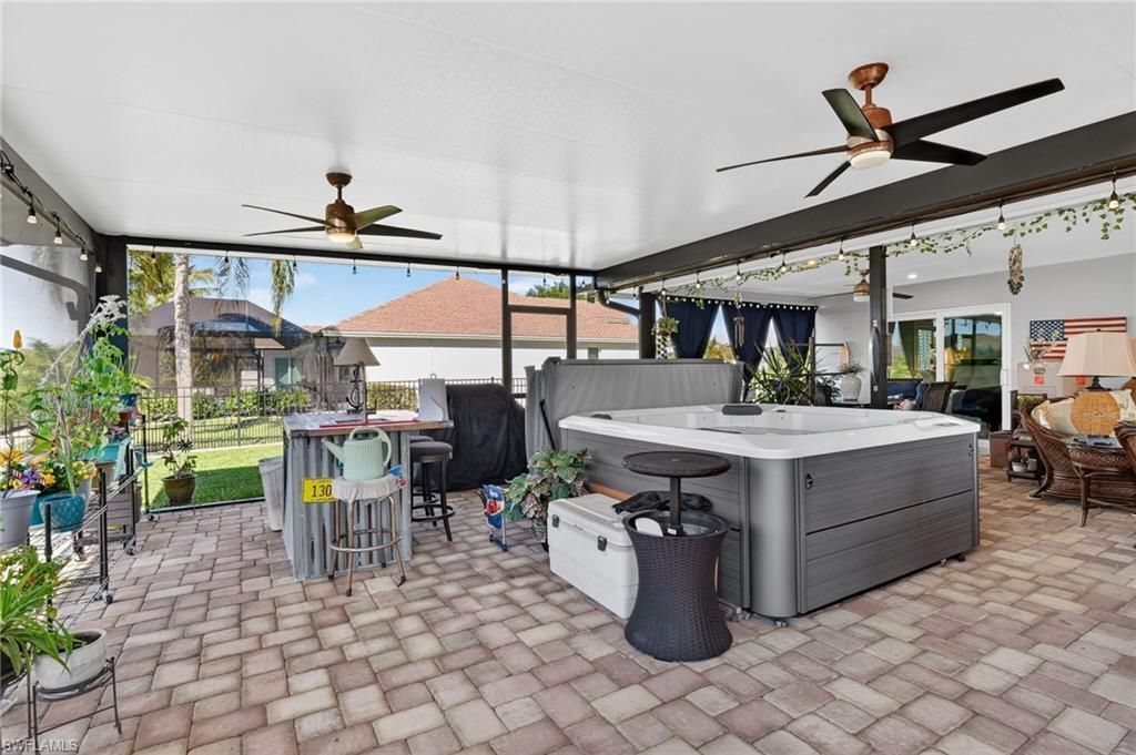2424 Longboat Dr, Naples, FL 34104 Photo