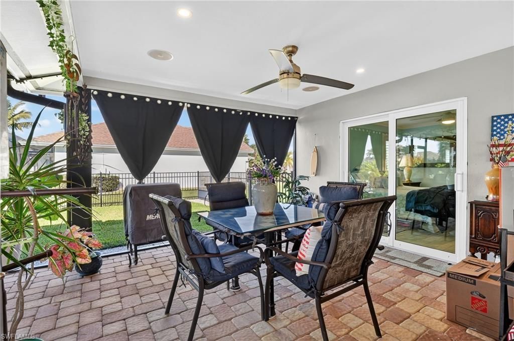 2424 Longboat Dr, Naples, FL 34104 Photo