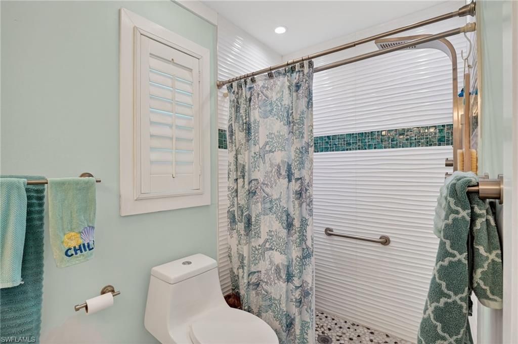 2424 Longboat Dr, Naples, FL 34104 Photo