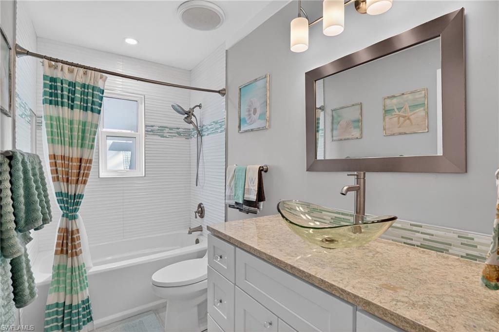 2424 Longboat Dr, Naples, FL 34104 Photo