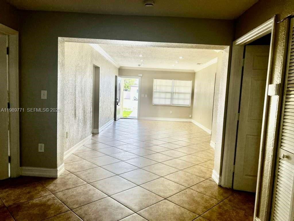 350 E 58th St, Hialeah, FL 33013 Photo