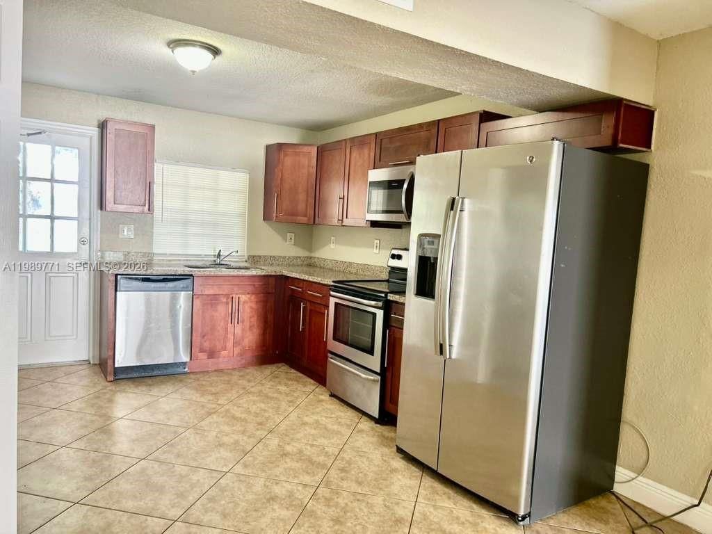 350 E 58th St, Hialeah, FL 33013 Photo