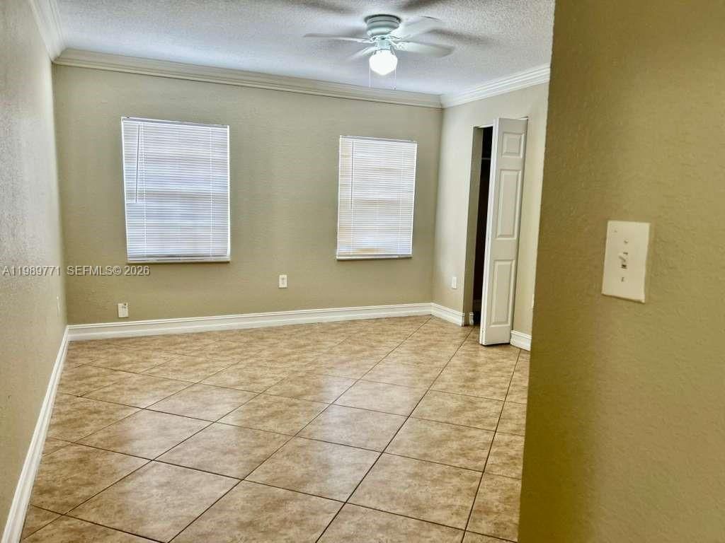 350 E 58th St, Hialeah, FL 33013 Photo