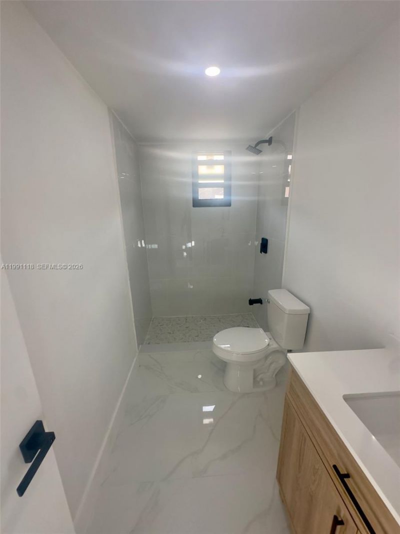 2110 NW 43rd St , Miami, FL 33142 Photo