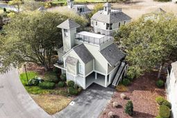 1608 Harbor Dr. photo 4