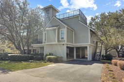 1608 Harbor Dr. photo 4